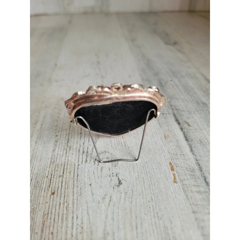 Mini silver heart shaped frame vintage metal unique Valentine home decor figure